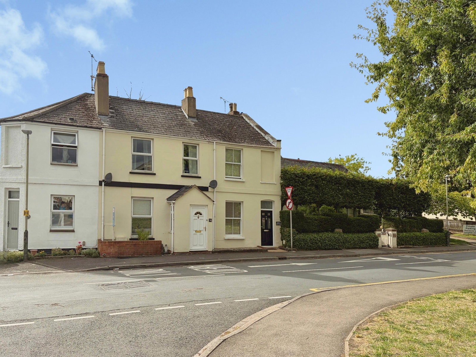 Terraced House for sale in Cheltenham, Horsefair Street, Charlton Kings, Cheltenham, GL53 8JH