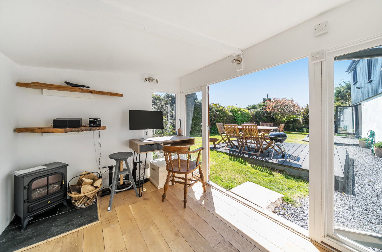 Detached House in Exeter