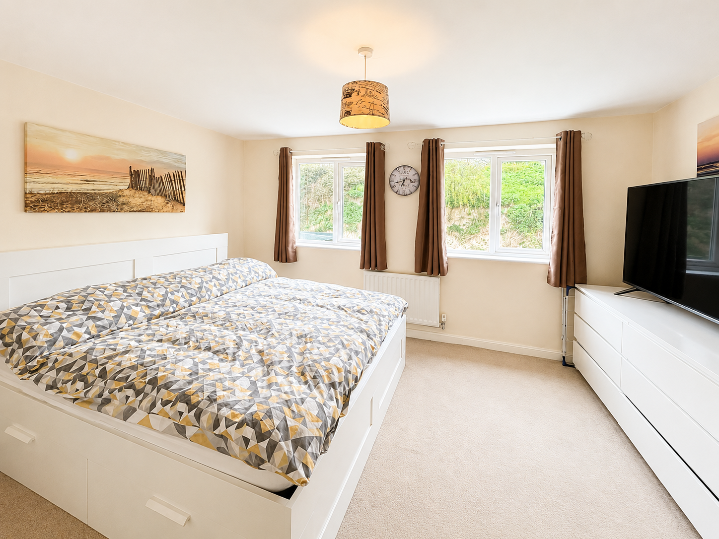 Town House in Houghton Regis