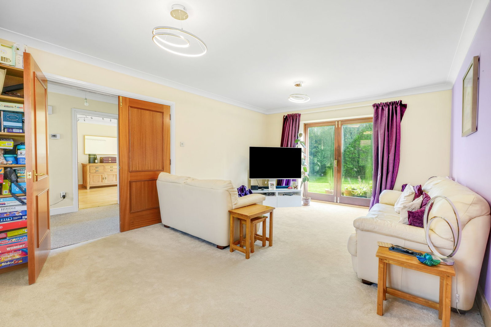 Detached House in Milton Keynes