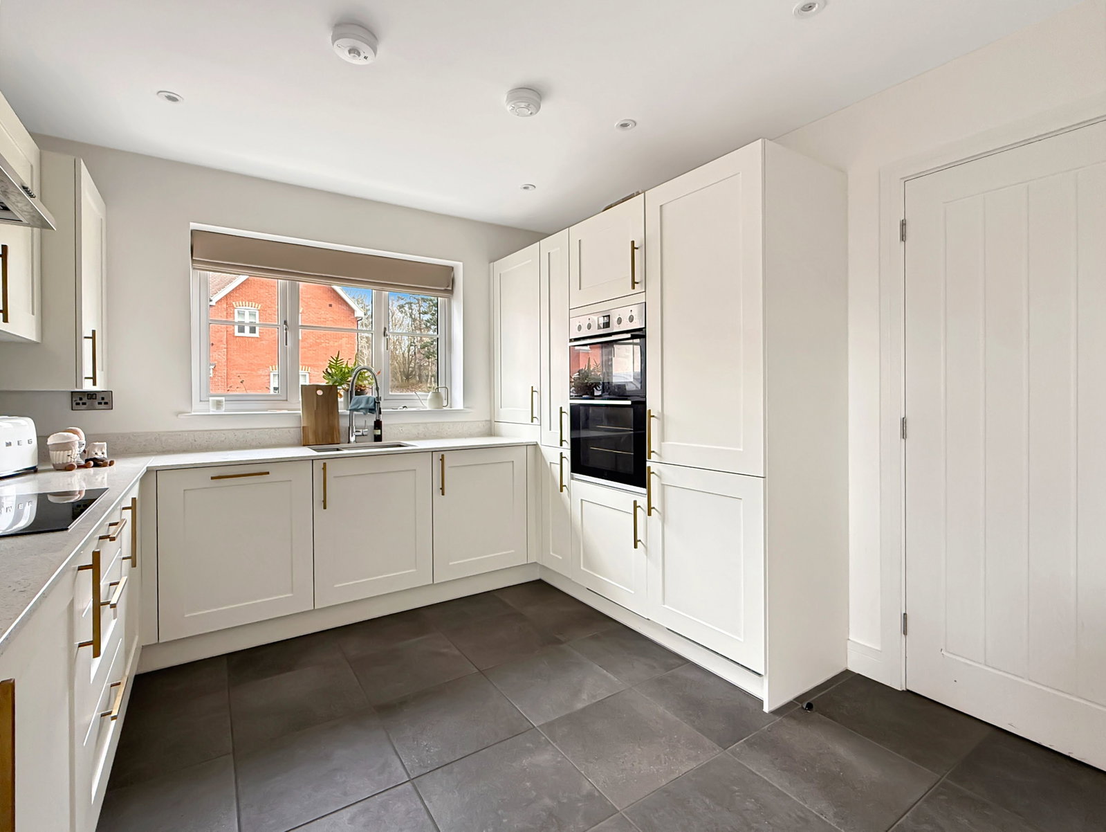 Semi Detached House in Telford