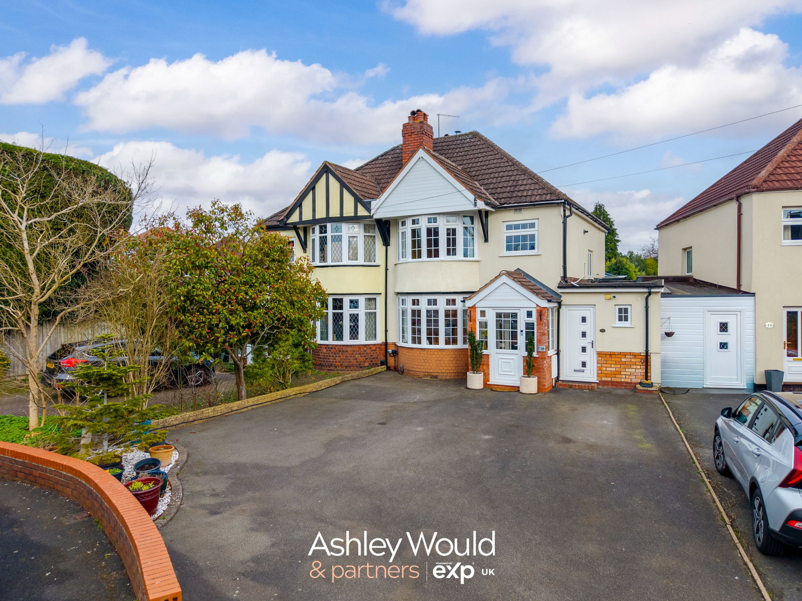 Semi Detached House in Halesowen