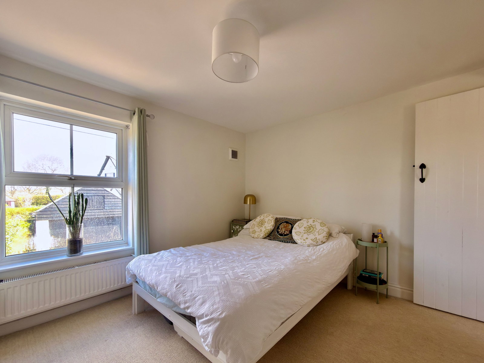 Cottage in Leighton Buzzard