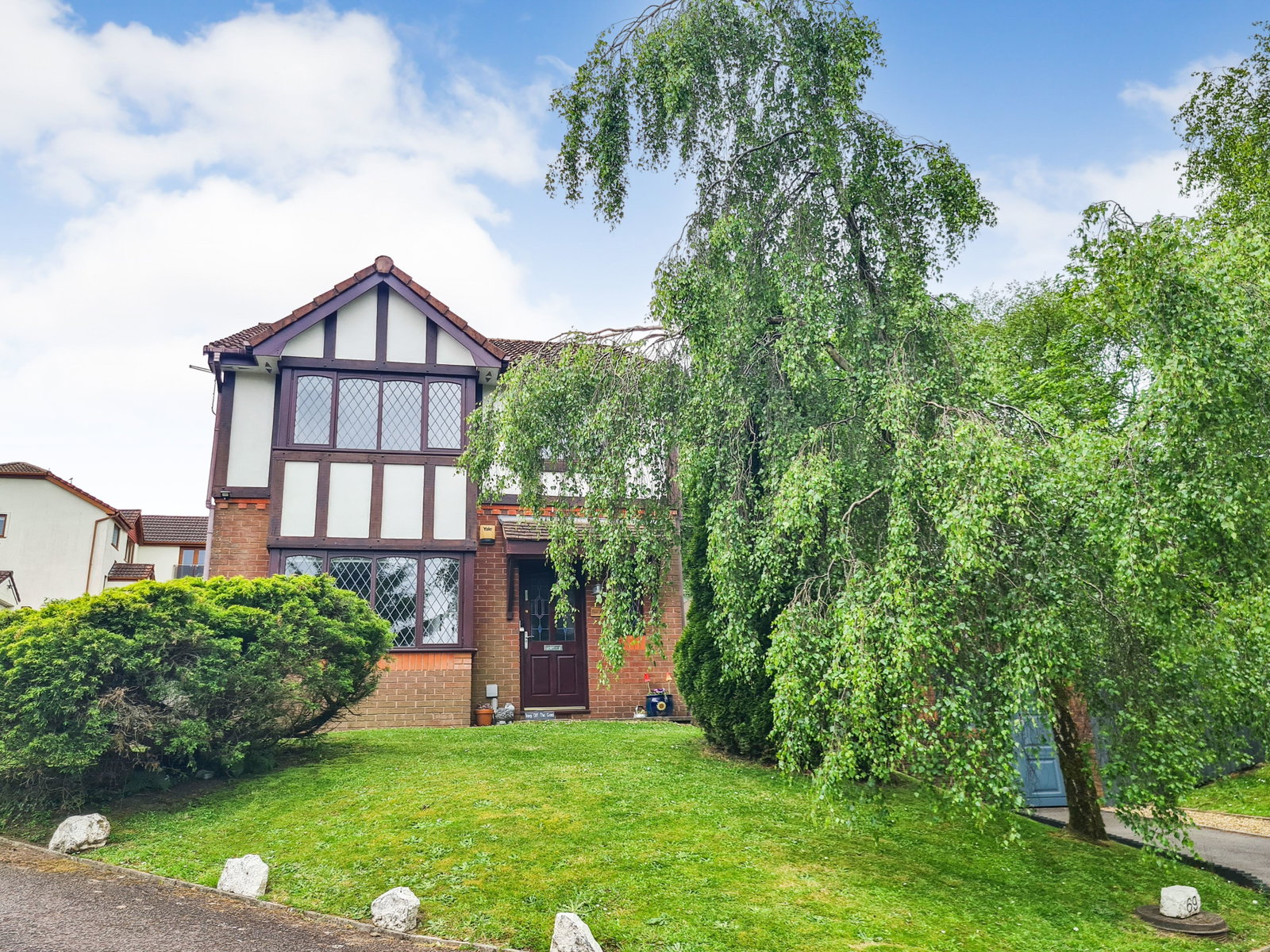 Detached House in Swansea