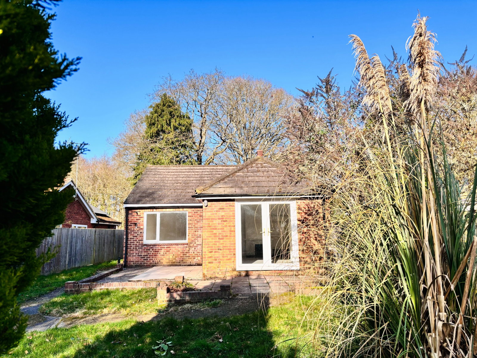 Bungalow in Ashford