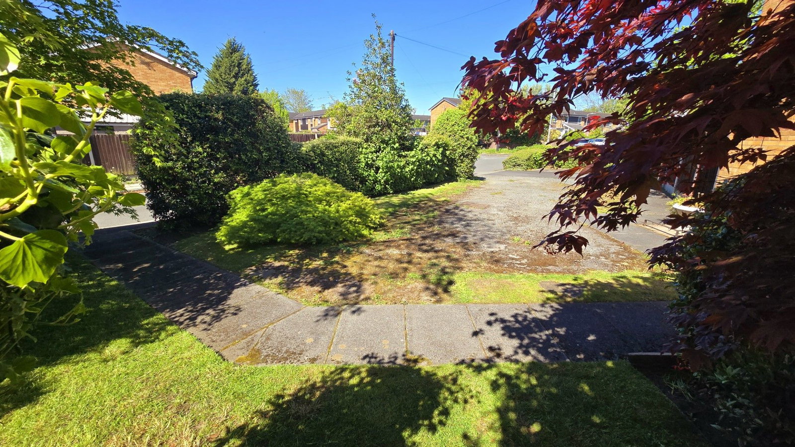 Semi Detached House in Sale