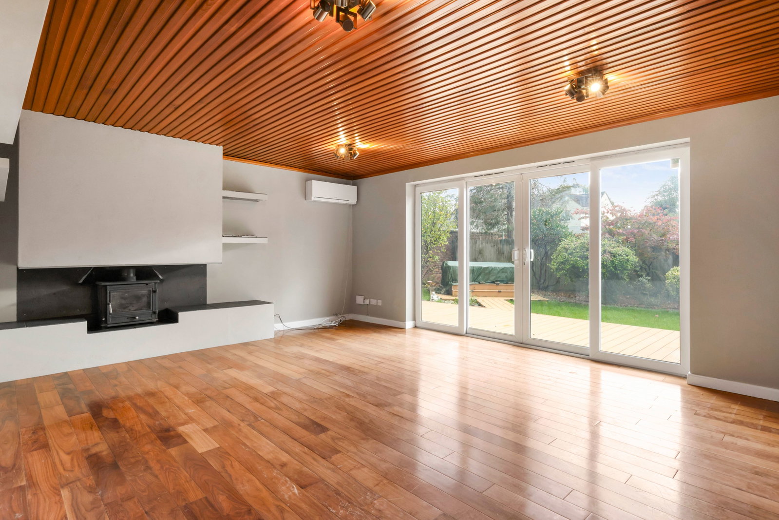 Bungalow in Cheltenham