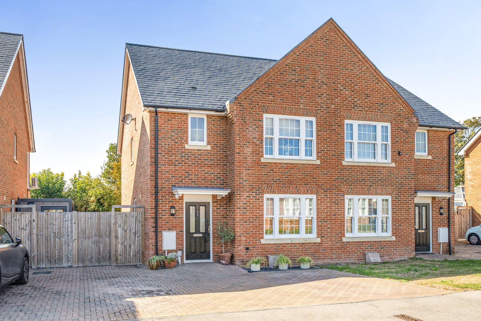 Semi Detached House for sale in Margate, Briary Fields, Margate, 1144 m²