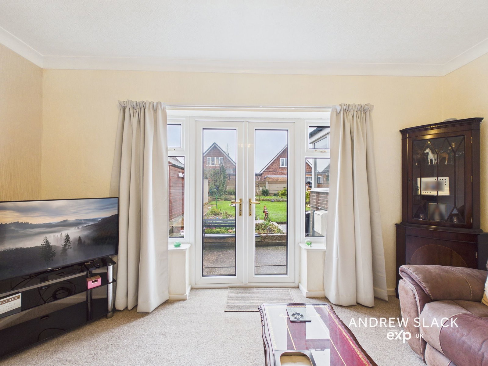 Semi Detached House in Mansfield