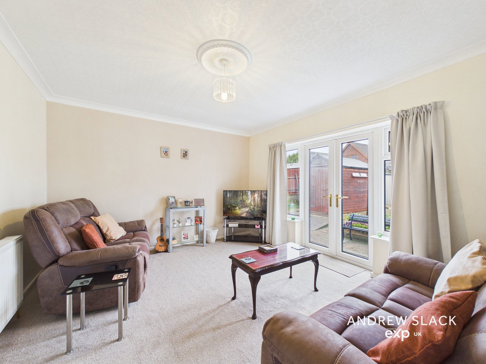 Semi Detached House in Mansfield
