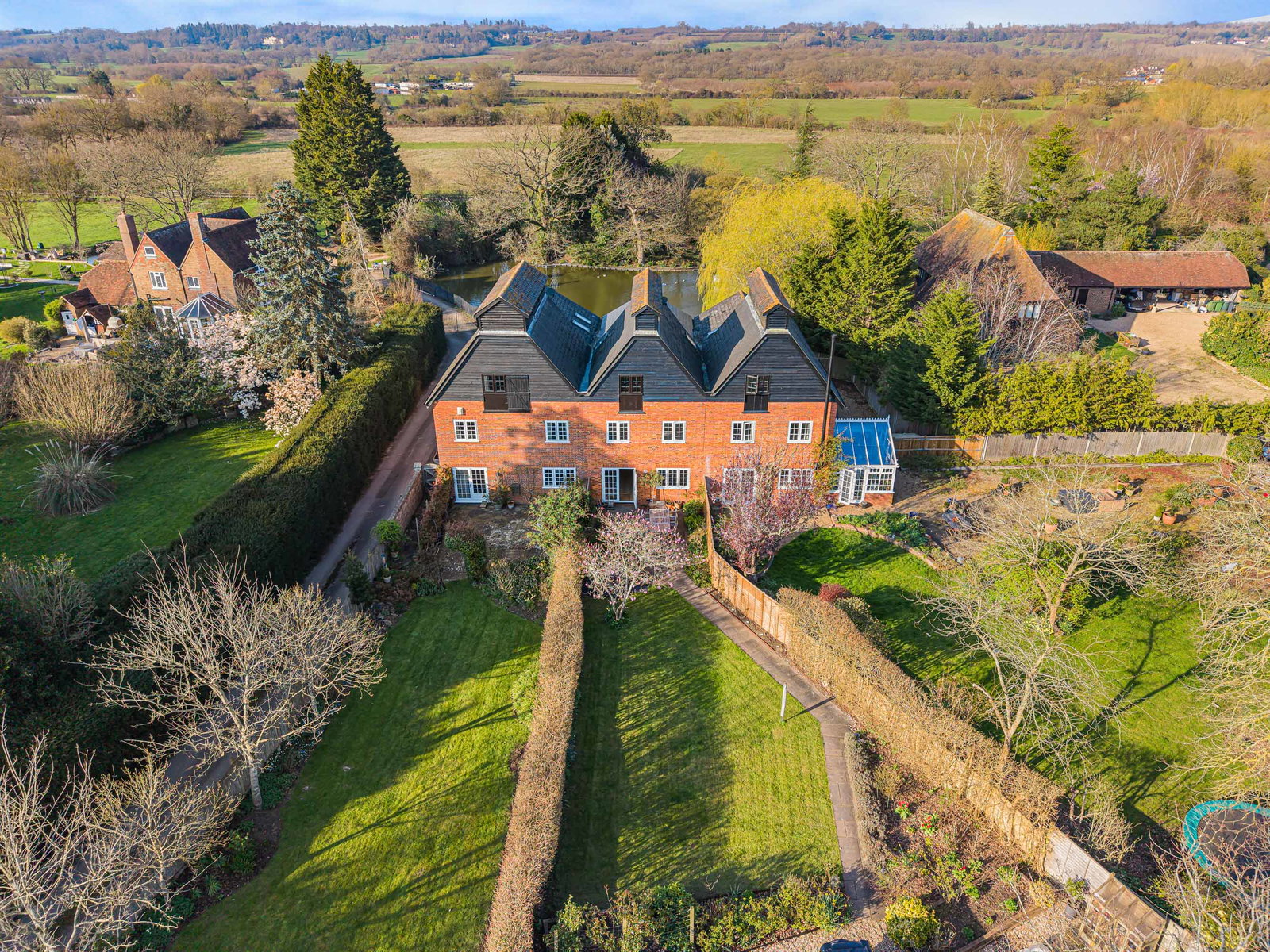 Terraced House in Tonbridge