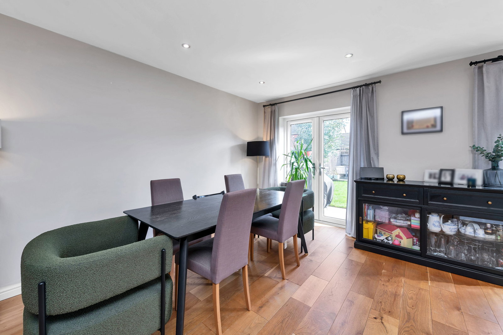 Detached House in Bedford