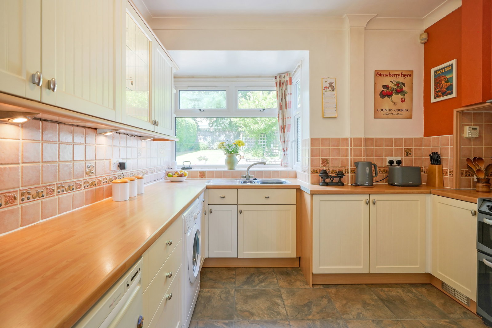 Semi Detached House in Sheffield