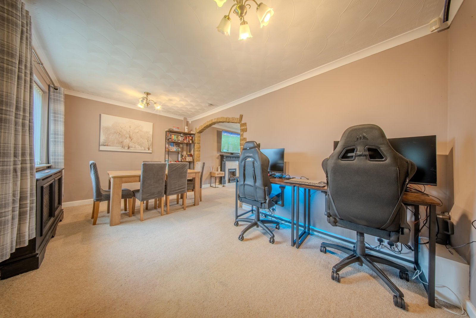 Semi Detached House in Bradford