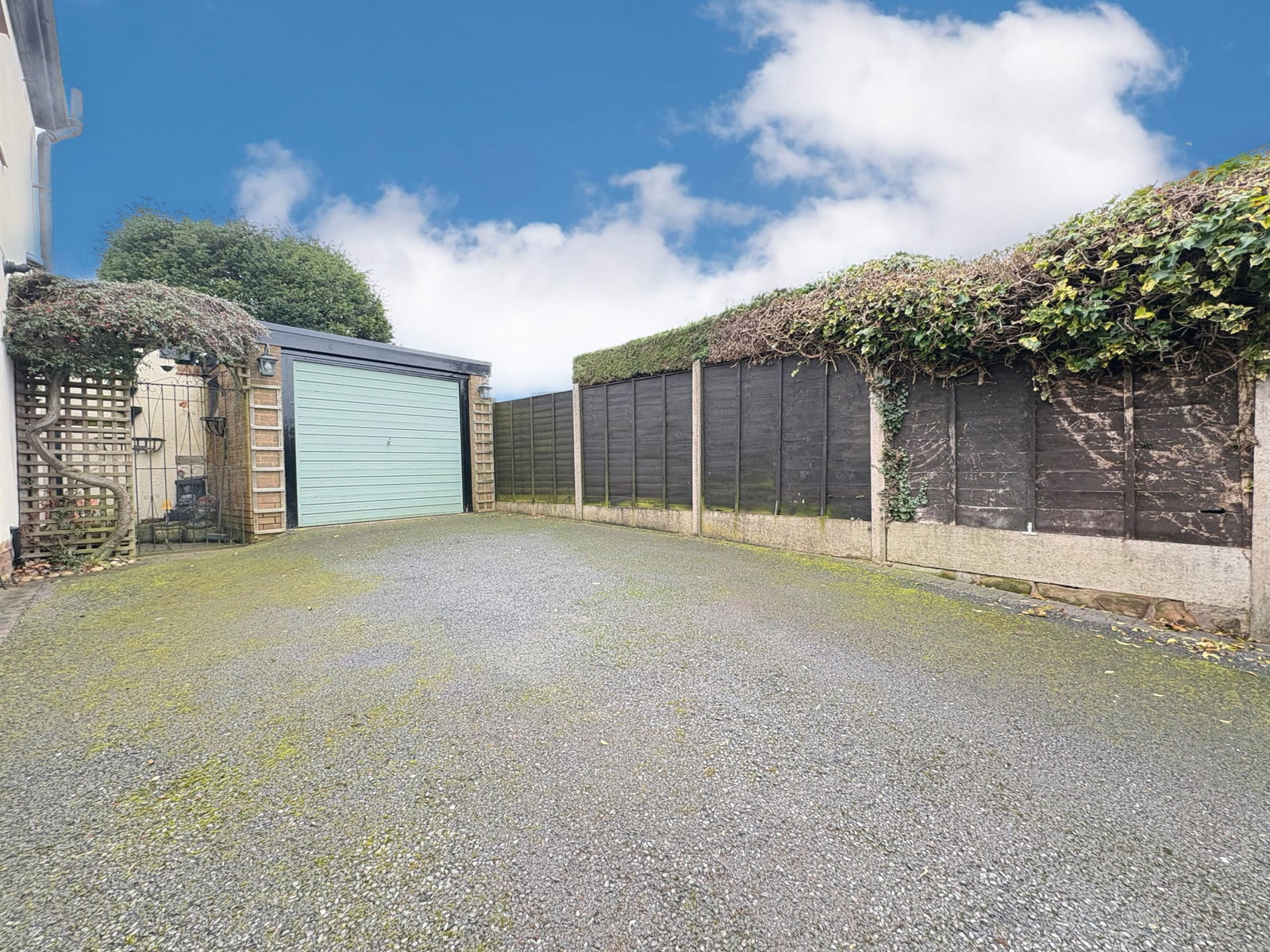 Semi Detached House in Wolverhampton
