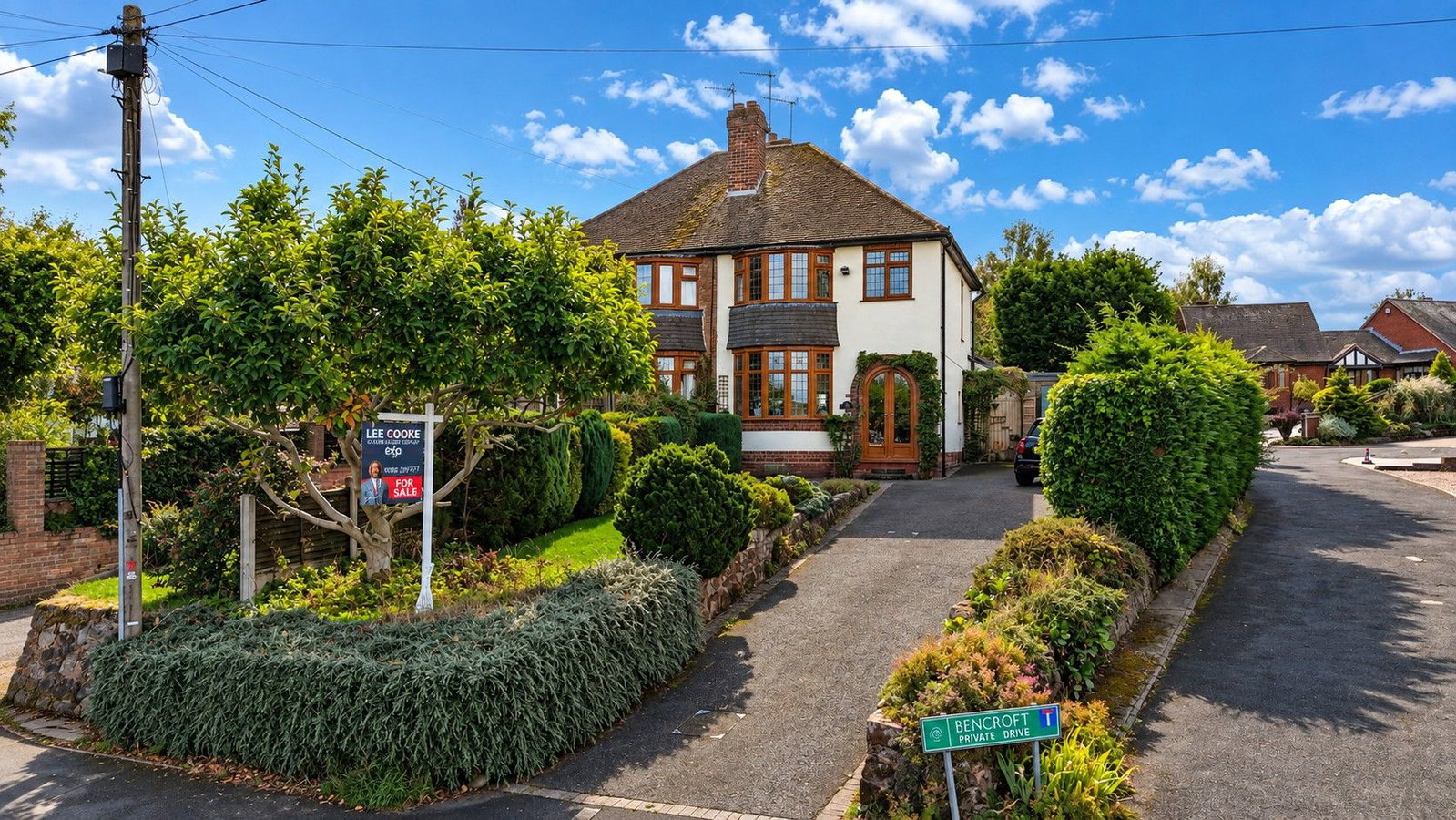 Semi Detached House for sale in Wolverhampton, Bilbrook Road, Codsall, Wolverhampton, WV8 1ER