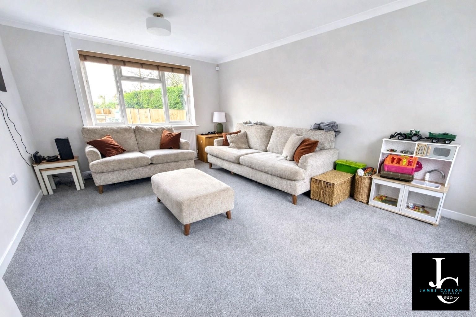 Semi Detached House in Telford