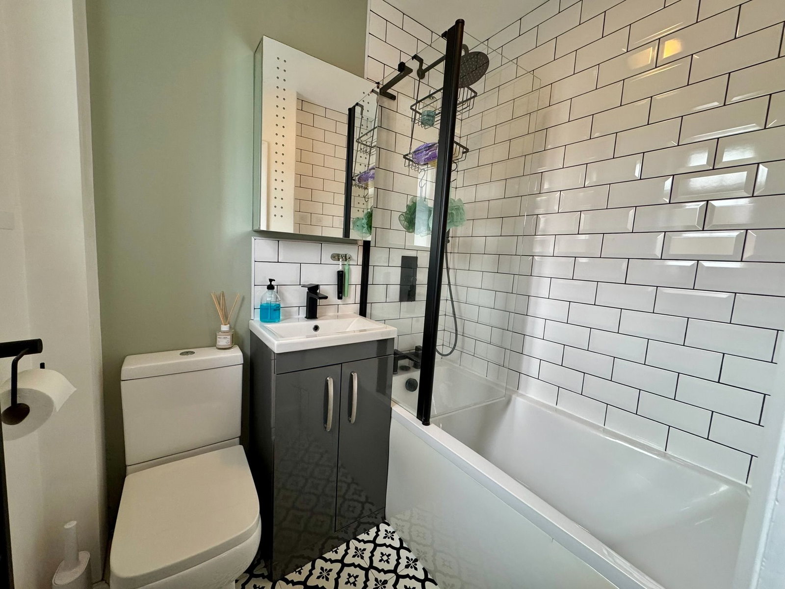 Semi Detached House in Ashford