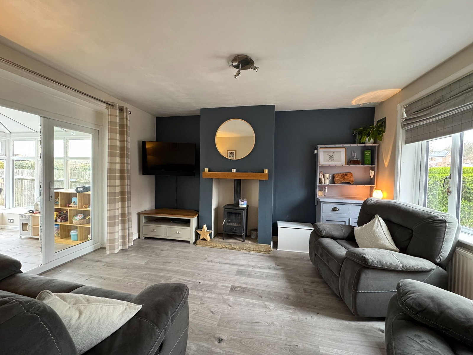 Semi Detached House in Ashford