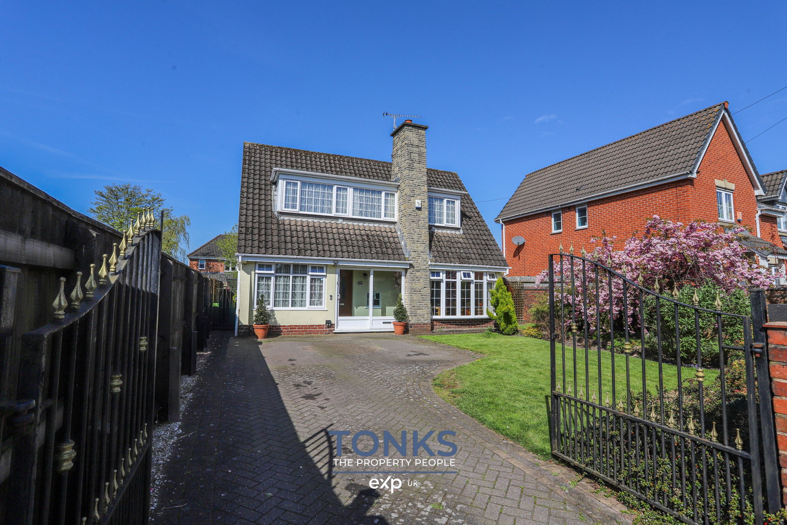 Detached House in Rowley Regis