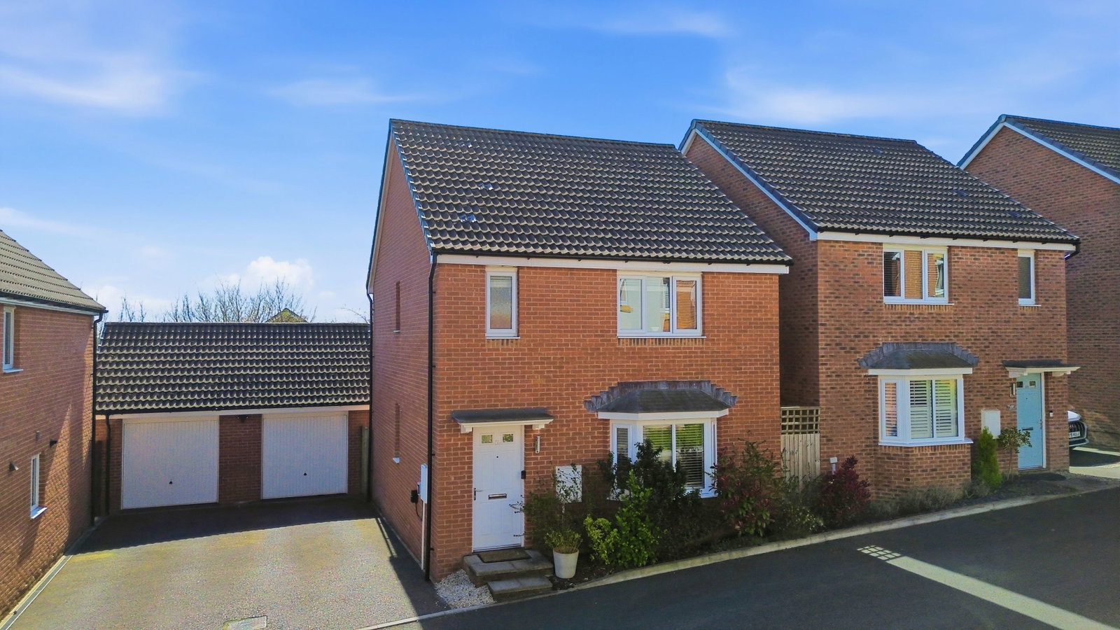 Detached House in Cardiff
