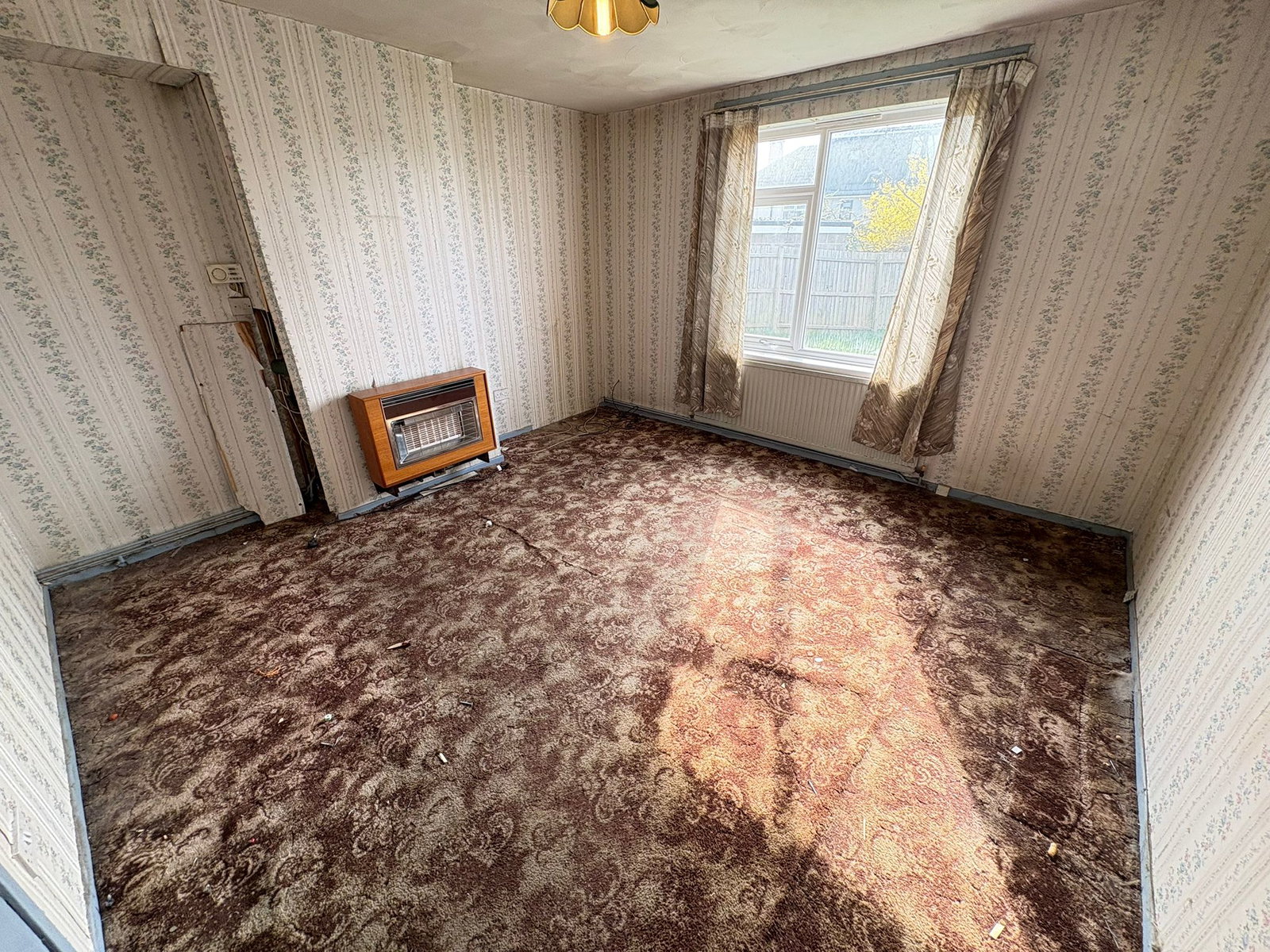 Semi Detached House in Leicester