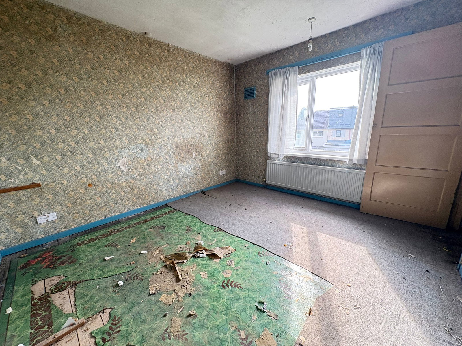 Semi Detached House in Leicester