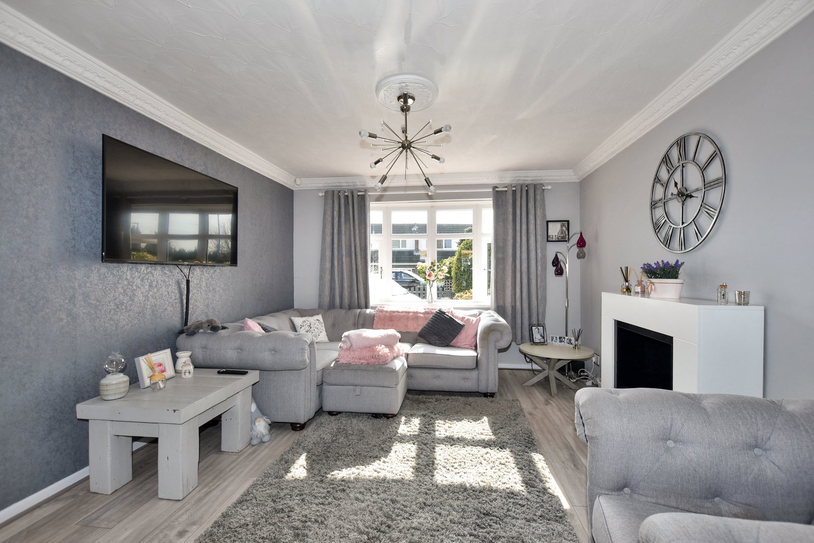 Semi Detached House in Wakefield