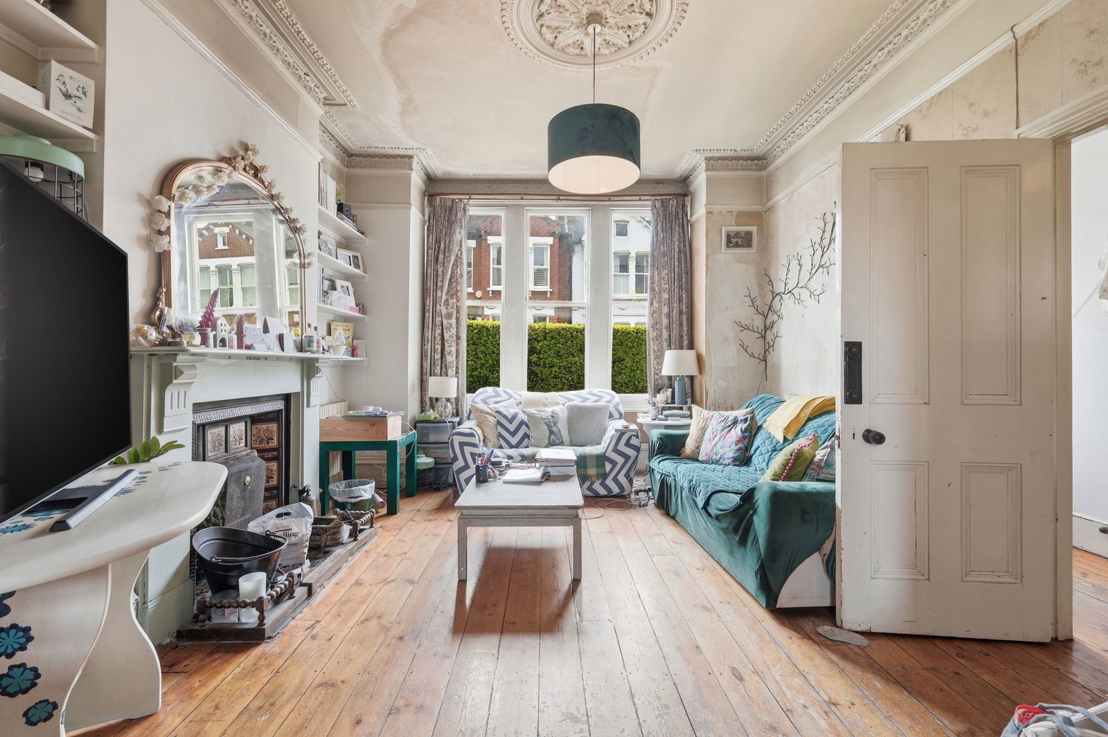 Semi Detached House in London