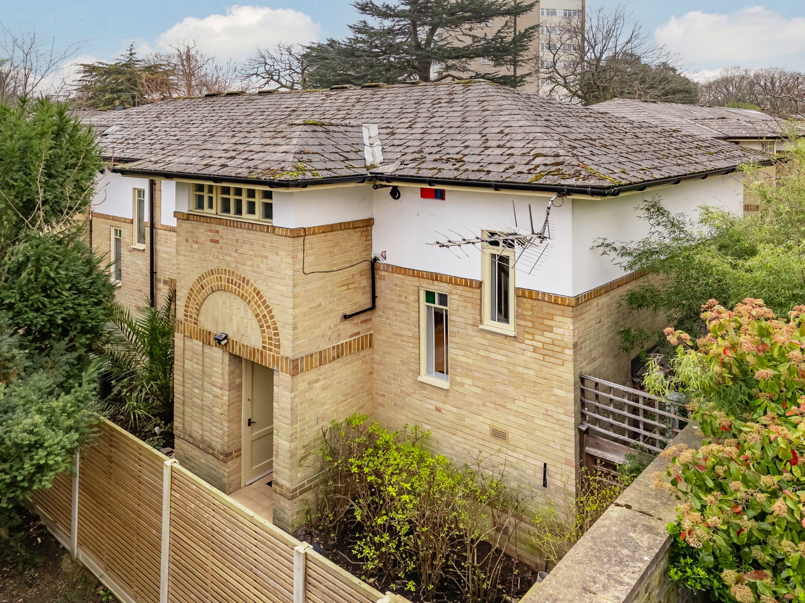 Semi Detached House in London