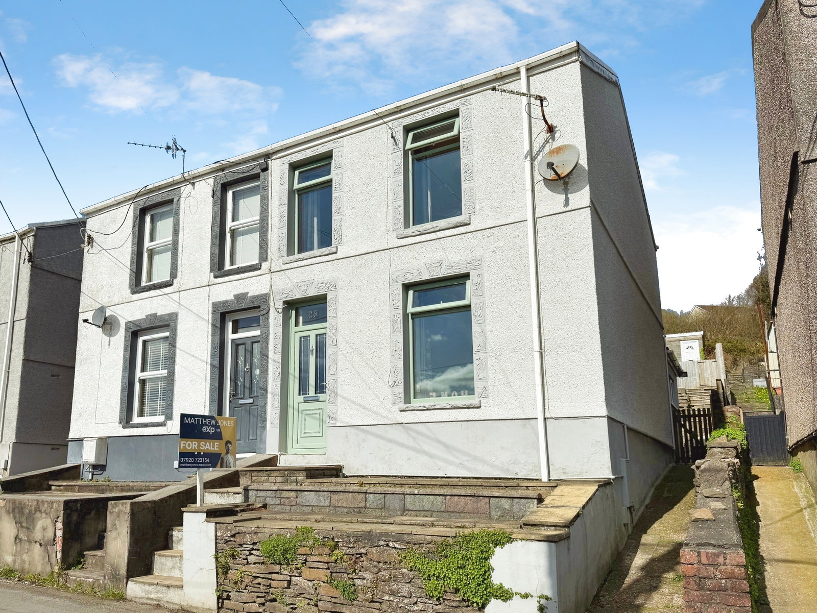 Semi Detached House in Neath