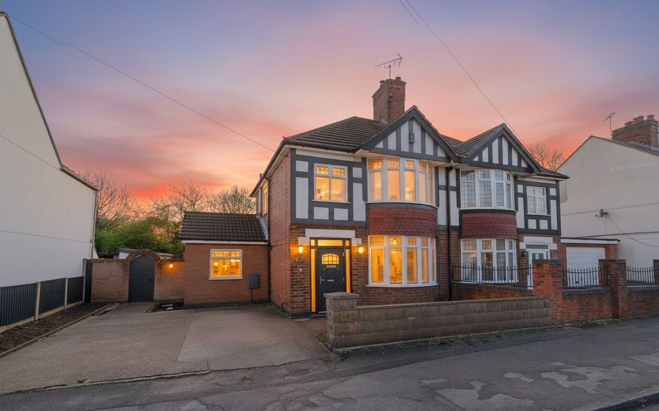 Semi Detached House in Sutton-in-ashfield