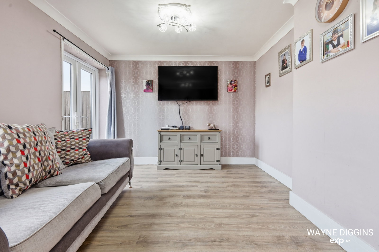 Terraced House in Stanford-le-hope
