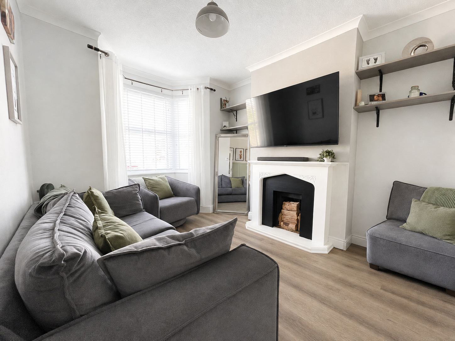 Terraced House in Queenborough 2