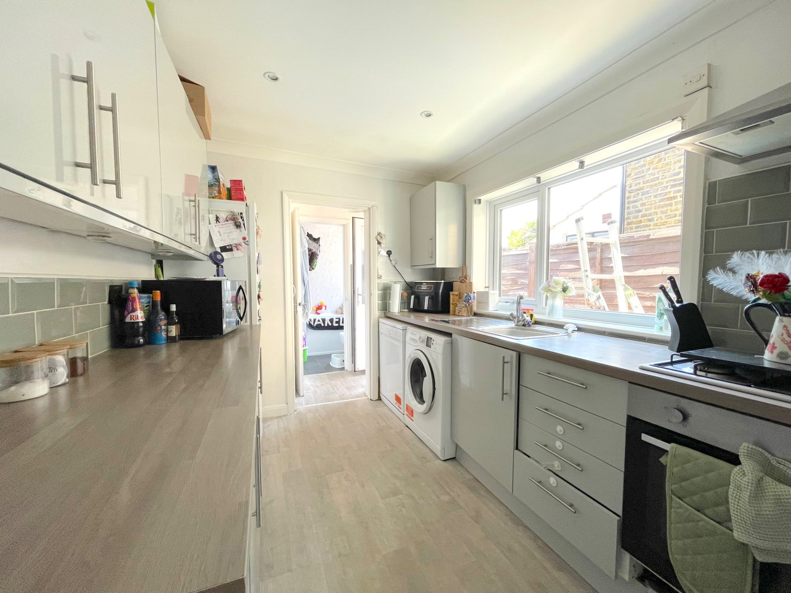 Terraced House in Queenborough 5