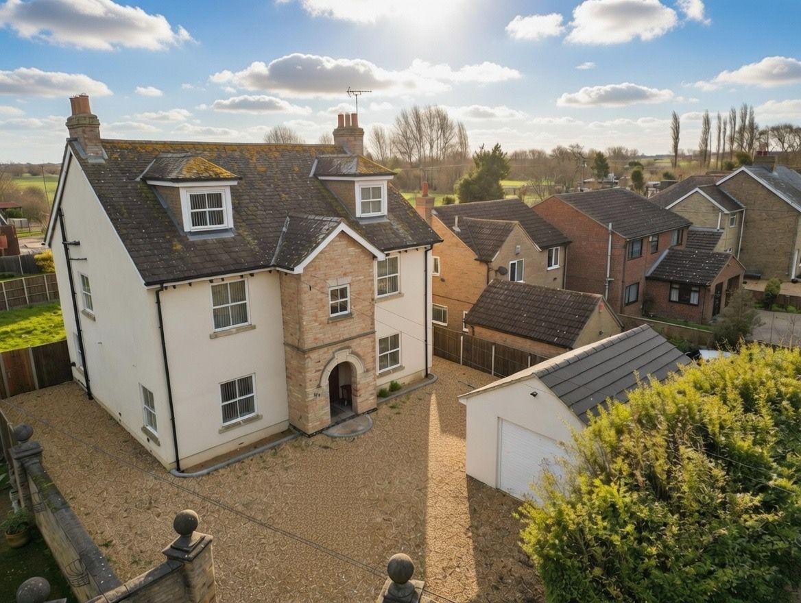 Detached House in Huntingdon