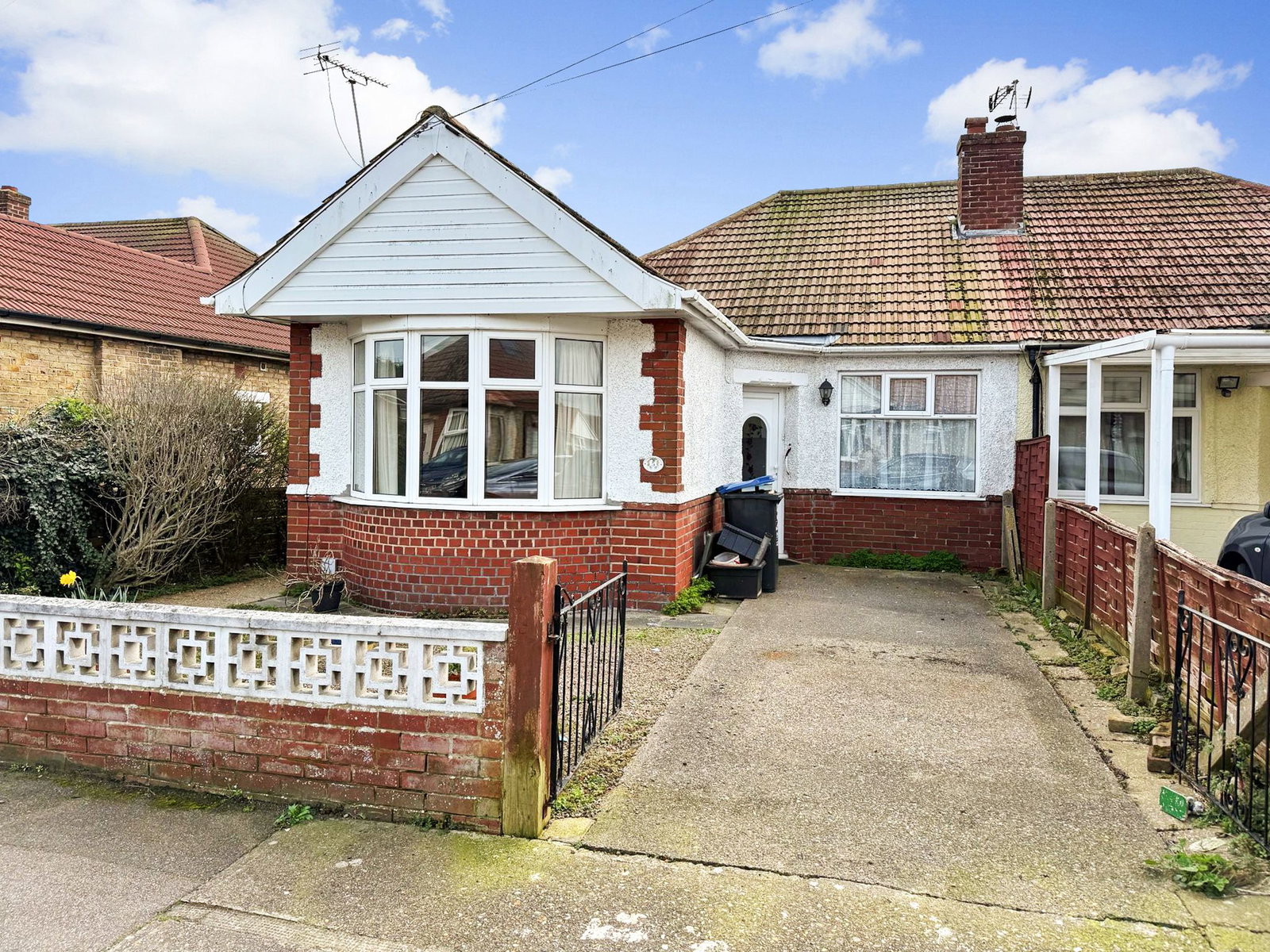 Semi Detached Bungalow in Ramsgate
