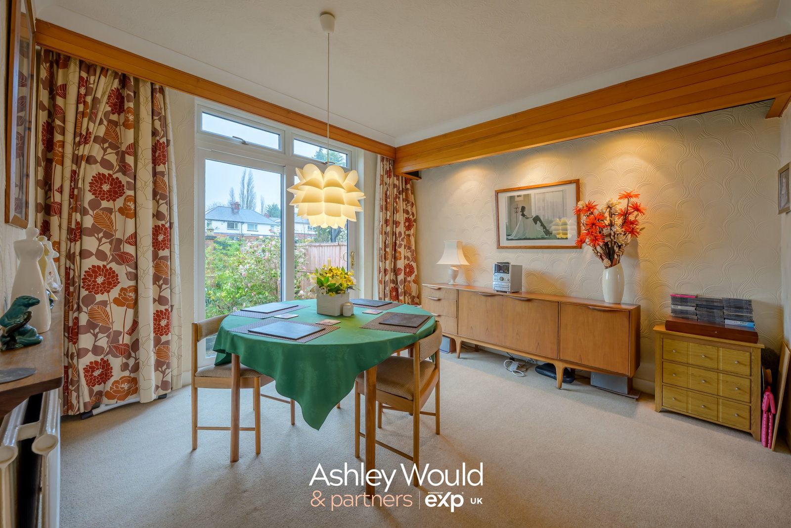 Semi Detached House in Oldbury