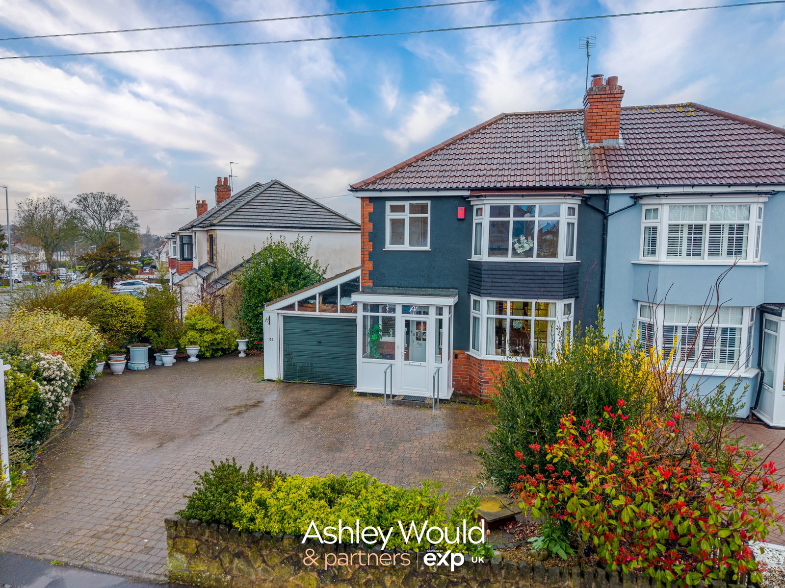 Semi Detached House in Oldbury