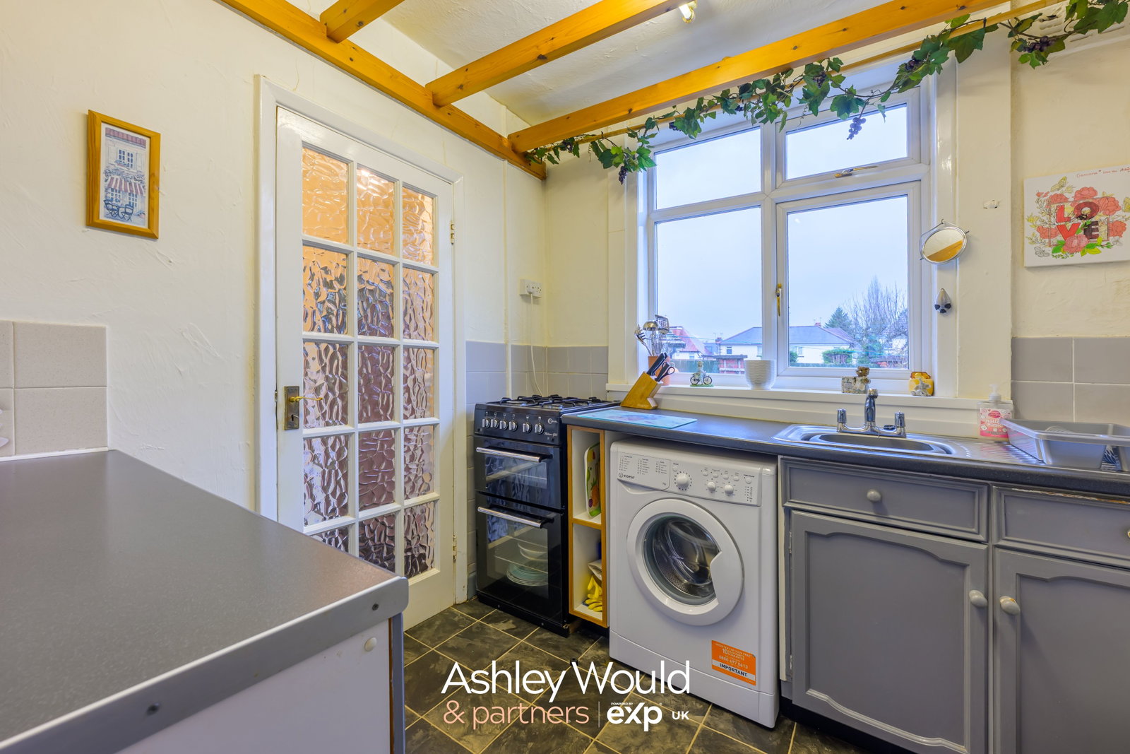 Semi Detached House in Oldbury