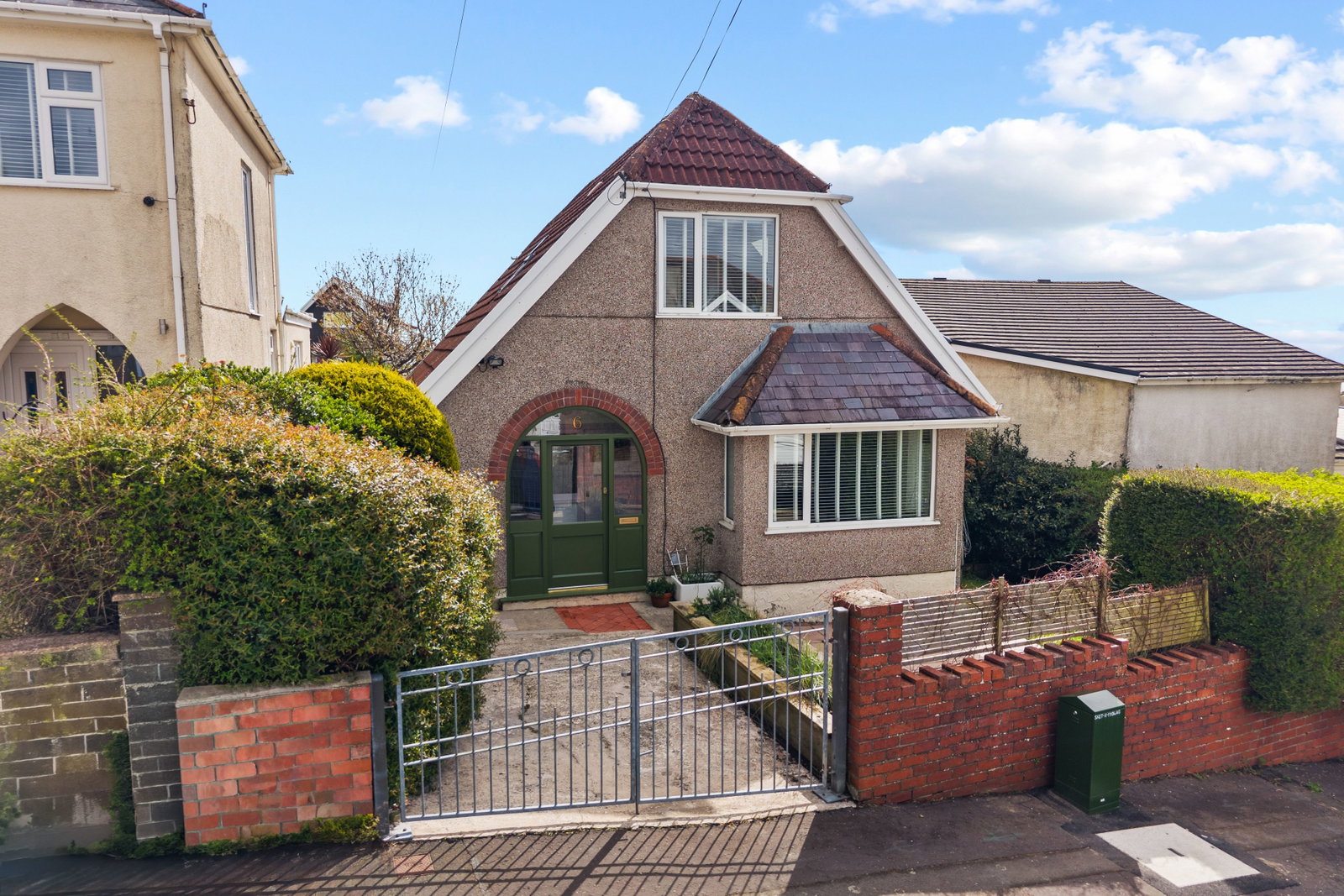 Detached House in Swansea