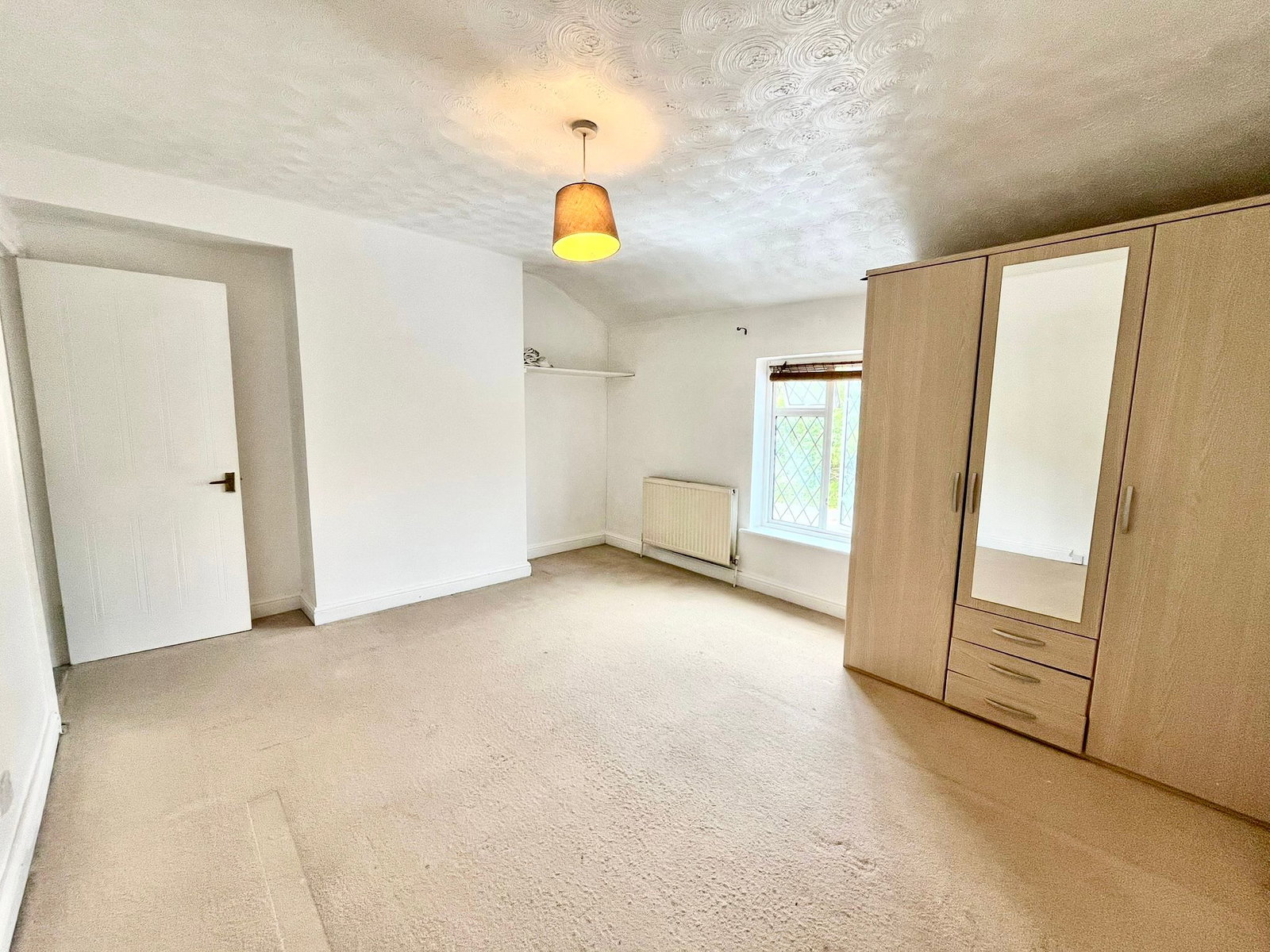 End Of Terrace House in Farnham