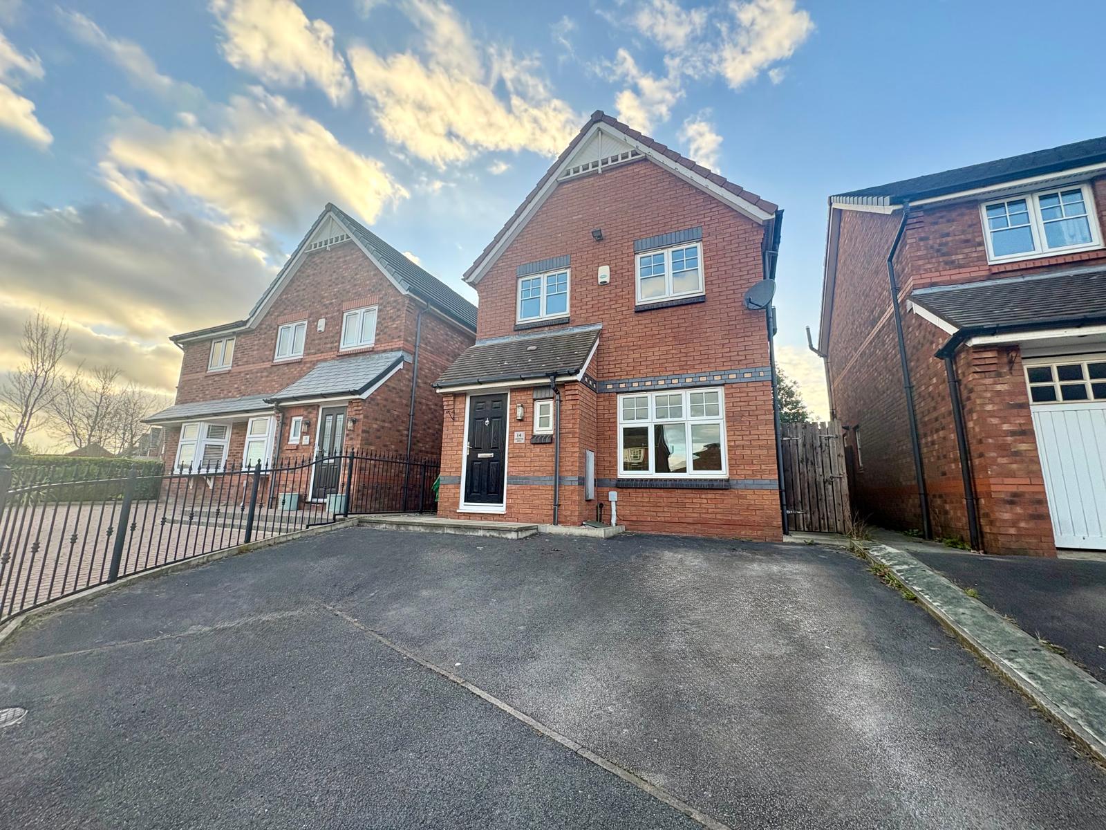 Detached House in Newton-le-willows