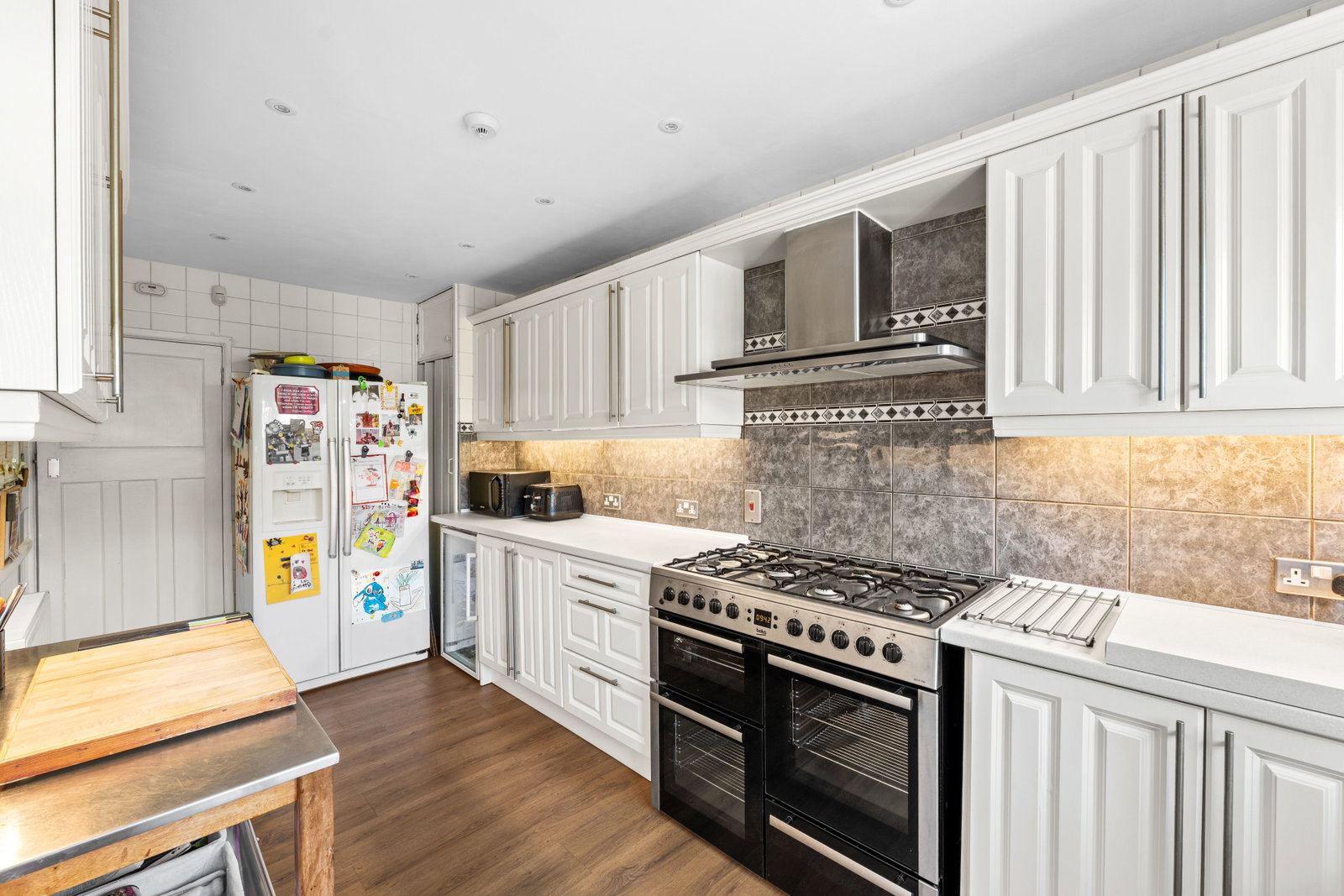 End Of Terrace House for sale in Croydon, Brockenhurst Road, Croydon, CR0 7DR, 1650 m²