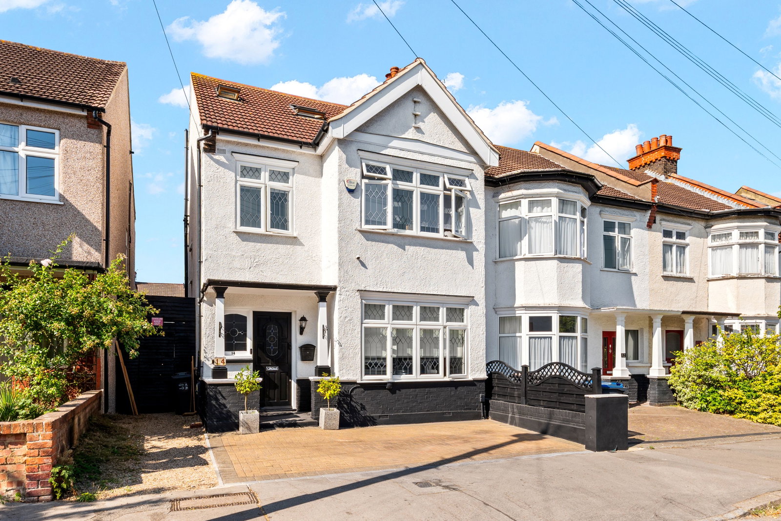 End Of Terrace House for sale in Croydon, Brockenhurst Road, Croydon, CR0 7DR, 1650 m²