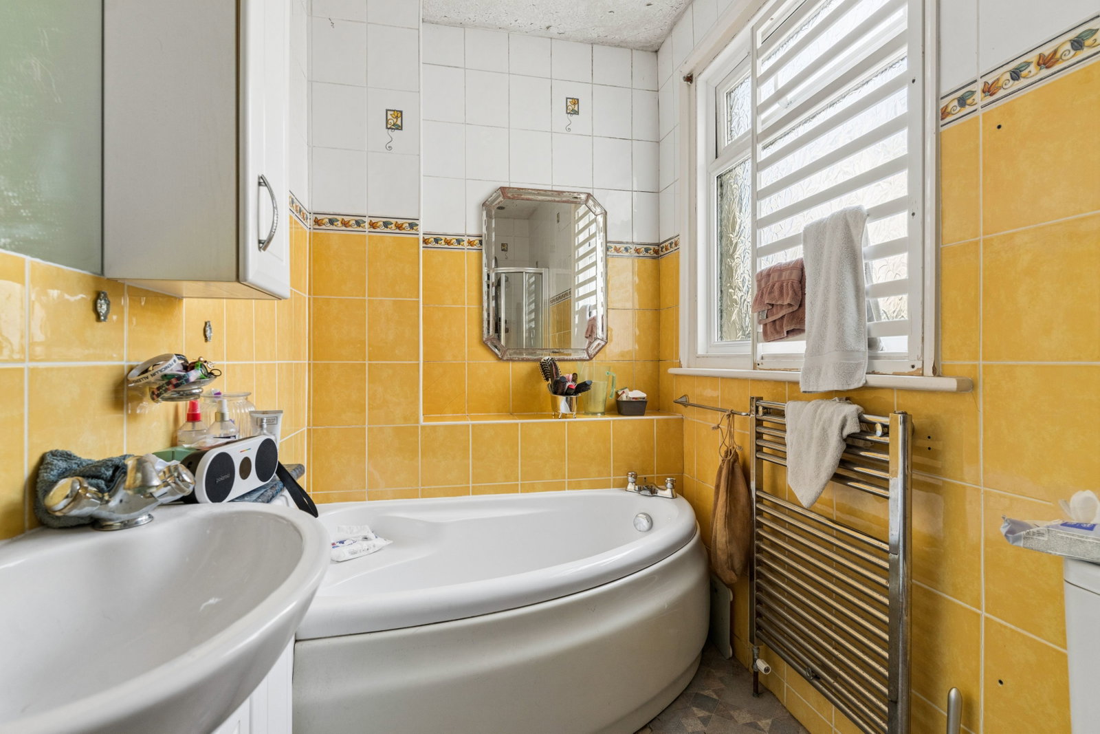 Semi Detached House in Sandy