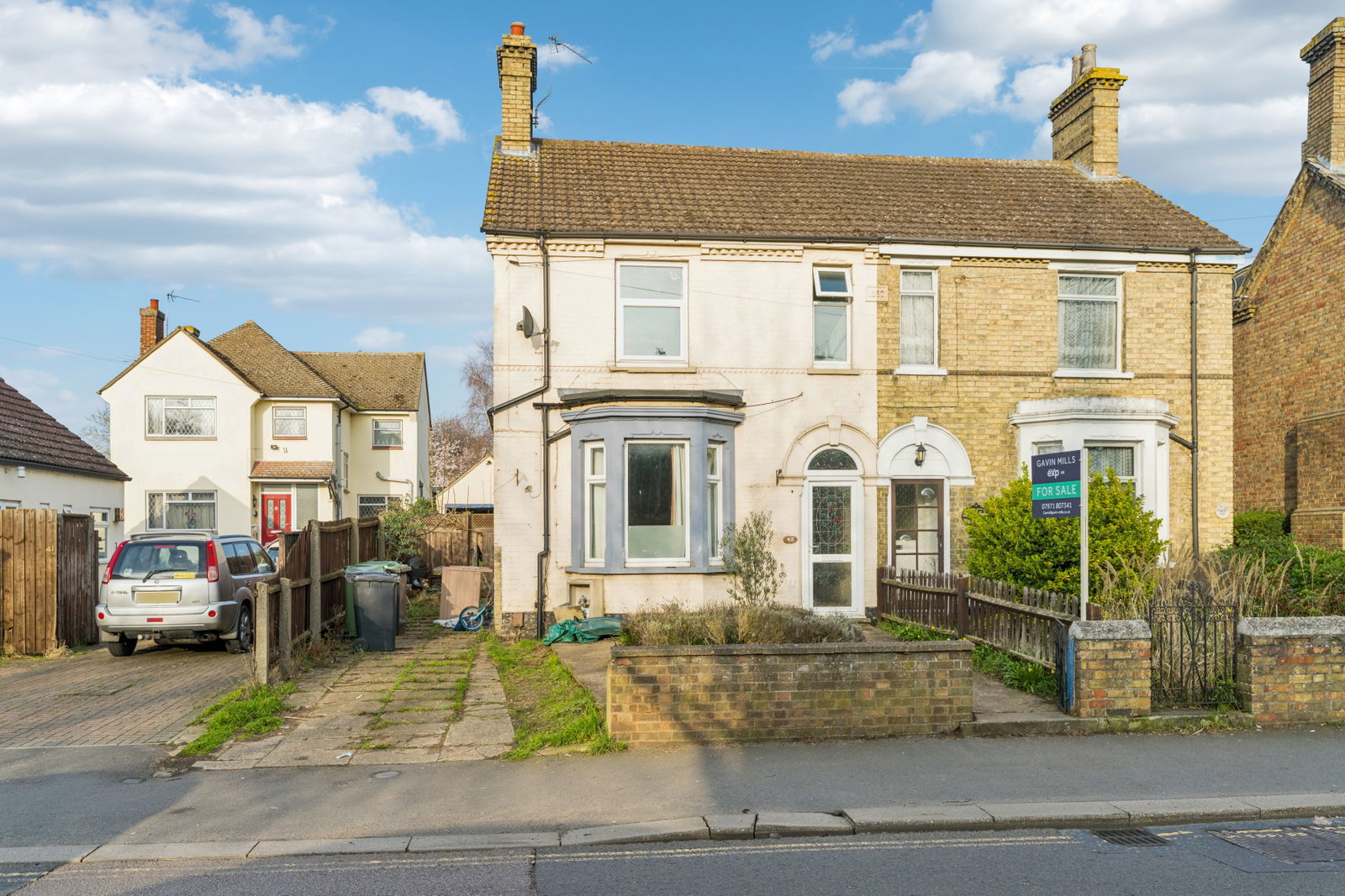 Semi Detached House in Sandy