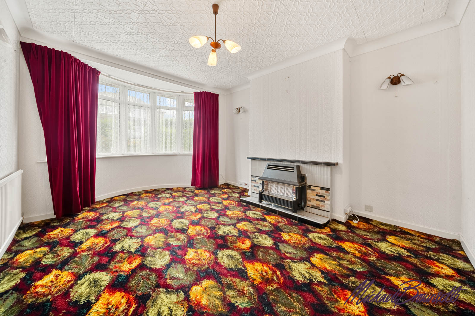 Semi Detached House in Bradford