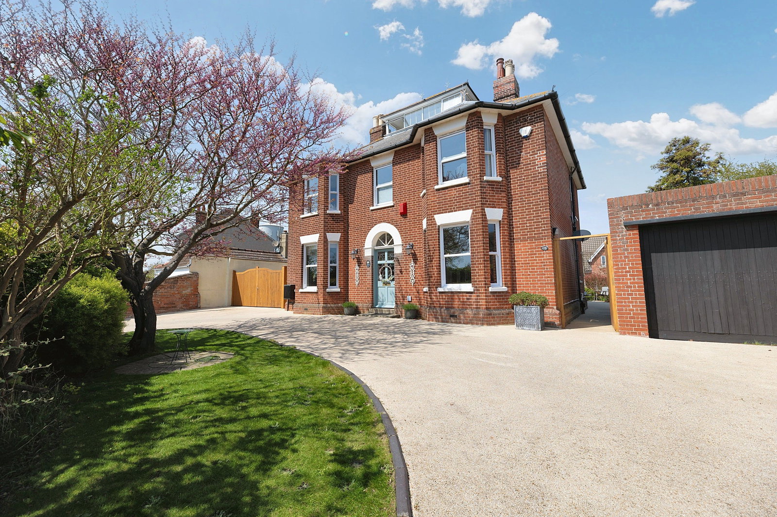 Detached House in Harwich