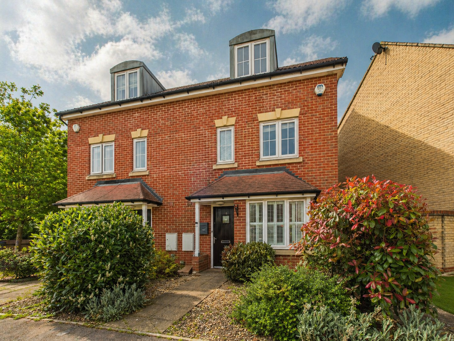 Semi Detached House in Dunmow
